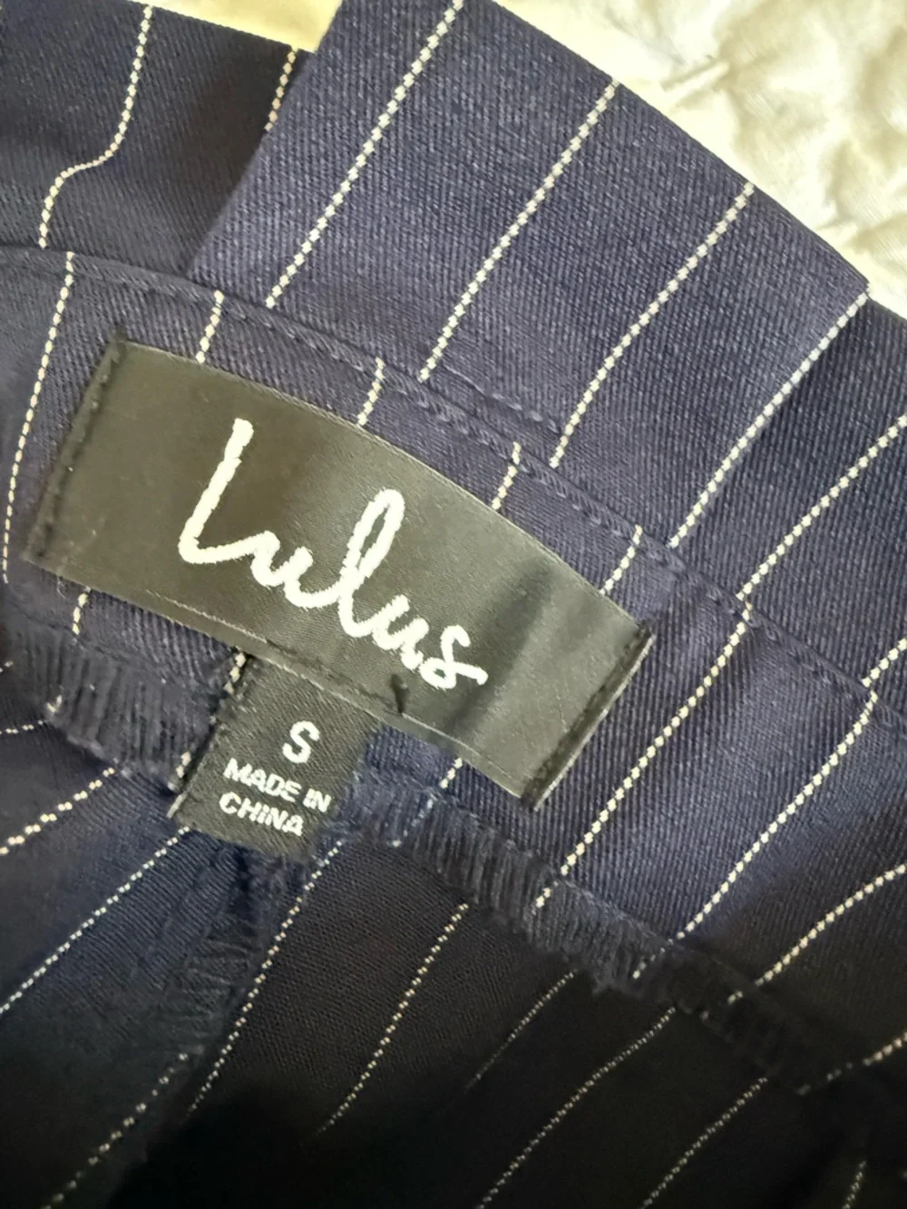Lulu’s Mason High-Waist Navy Pinstriped Wide Leg Pants with Tie Waist - Picture 3 of 9